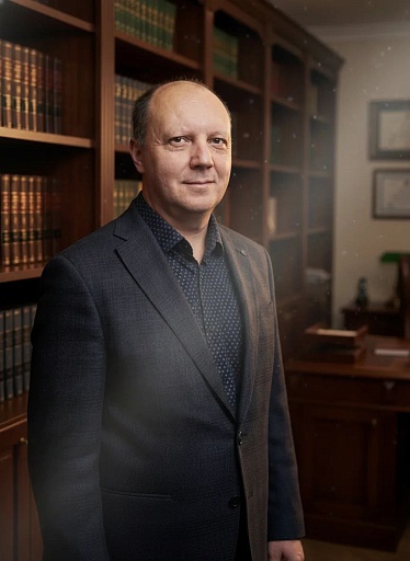 Яценко Роман